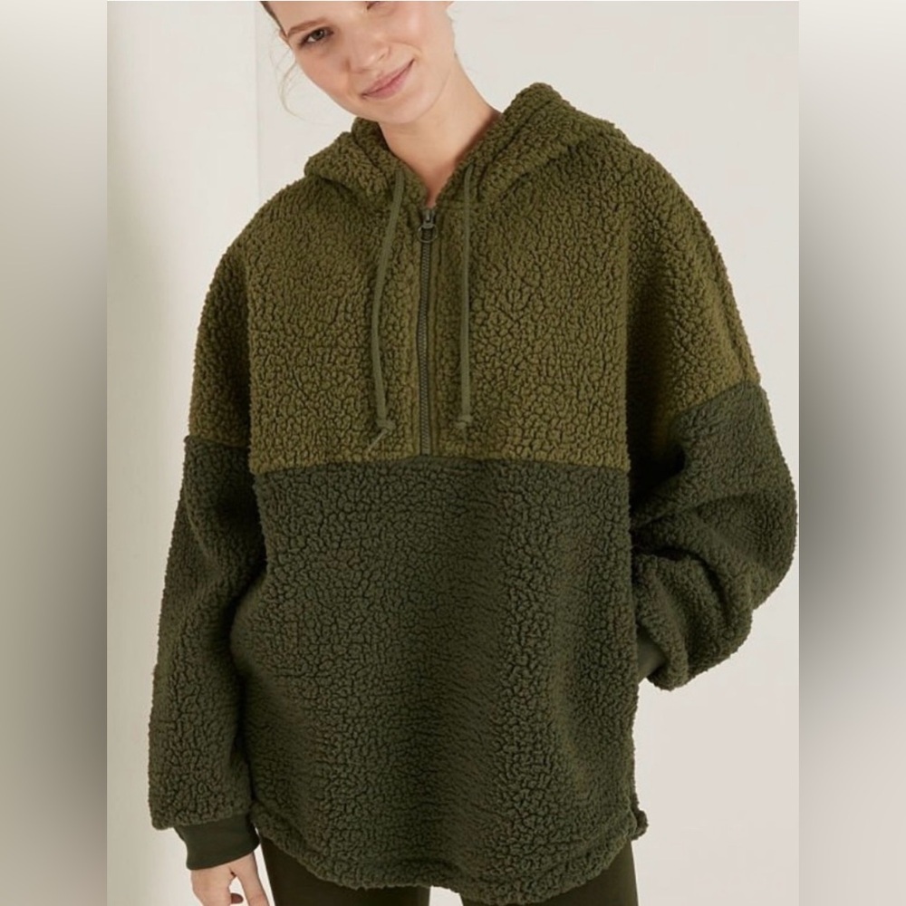 Victoria’s Secret PINK Sherpa Half Zip Pullover Green Size Small NWT